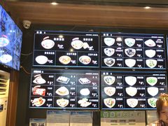 -亮亮面馆(经六路店)