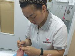 -郑远元专业修脚房(昌里东路店)