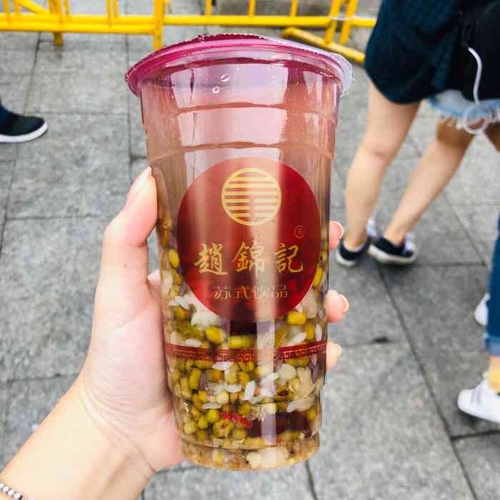 赵锦记绿豆汤-"一直以来对于这种勾兑出来的绿豆汤,是不接.