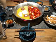 -湊湊火锅·茶憩(南京东路悦荟店)