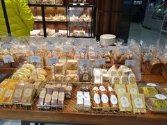 -莉莲蛋挞(大华悦沢书店)