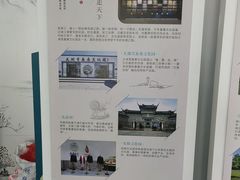 -平望服务区·停车场