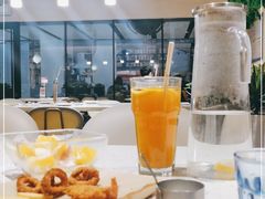 -必胜客(WOW中心城店)