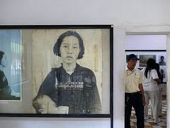 -吐斯廉屠杀博物馆