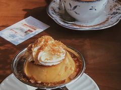 -Café Monson
