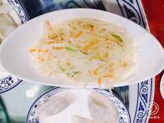-东方饺子王(新阳路店)