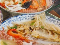 -霆记海鲜·只为这碗面(滨江店)