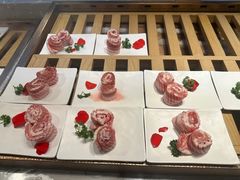 -山焱·炭火自助烤肉(周浦万达店)