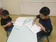 -瑞思少儿中心·少儿英语素养启蒙(勒泰直营校区)