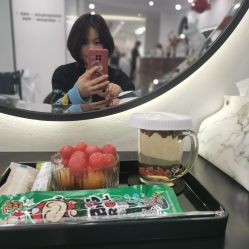 -SWANK SALON