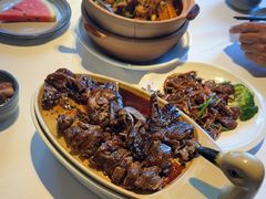 -八府香鸭·啫啫煲(华山路店)