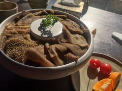 -滇釜火锅·能喝汤的火锅(车公庄店)