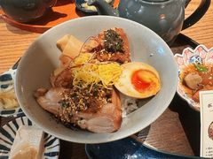 -啢啢茶寮(芳华横街店)