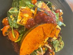 -12 Rocks Beach Bar Cafe