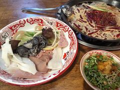-馋虫重庆火锅(玉林南街店)