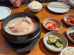 -长寿参鸡汤(朝韩风情街店)