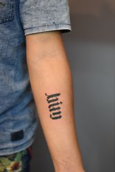 -越域刺青