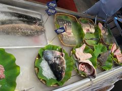 -胖姐渔村(中源大道店)