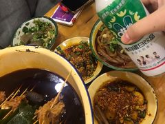 -拈签一笑黄牛肉辣卤串串