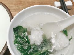 鲜嫩黄花鱼丸汤-将相和·海鲜蒸饺大连菜