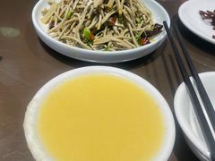 -福荣居褡裢火烧京味家常菜(西四店)