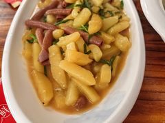 -鸿运美食府