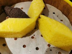 双色蒸糕-老头儿油爆虾·知味杭州(爱琴海购物中心)