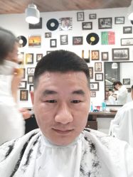 -MARTIN'S BARBER SHOP男士理发馆