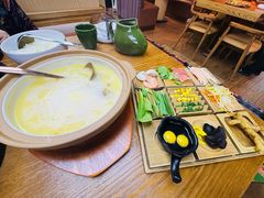-云海肴·汽锅鸡·云南代表菜(天山百盛优客店)