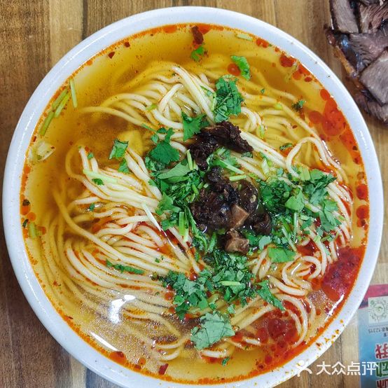 三友阚拉面馆酱牛肉