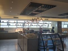 -榆林榆阳西路火车站亚朵酒店