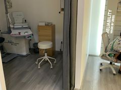 -康利眼镜·蔡司战略合作店(龙泉书房店)