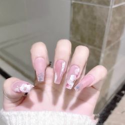 -初心纹眉洗眉·美睫专业店