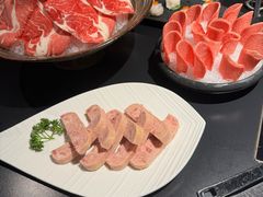 -鲜入唯煮·港式海鲜牛肉火锅(金宝街店)