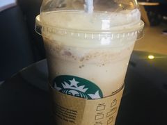-星巴克臻选(南京金茂览秀城店)