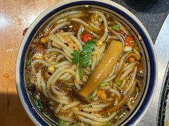 -阿山卓·野生菌火锅·纳西火塘烤肉