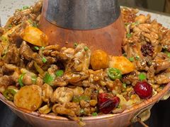 -老佛爷铜炉蛙锅(东门老街店)