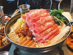 部队锅-MI WU FACTORY米屋美食工厂餐厅(绿地店)