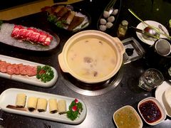 -捞王锅物料理(上海世茂广场店)