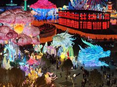 -淄博花灯齐彩城