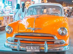 -席娜卡琳火车铁道夜市