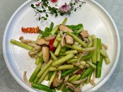 -小渔船渔家传统菜(鲅鱼圈店)