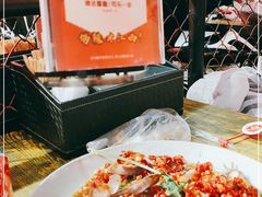-老闵田螺馆·南昌特色小炒(梦时代店)