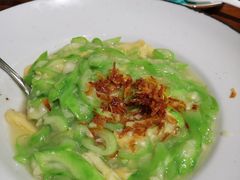 樱花树下丝瓜-凤阁楼果木烧鹅(鹤山陈山店)