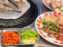-哈哈碳都·牛肋条无限自助烤肉(台江万达店)