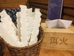 -洱火云南酸菜牛肉火锅(石景山当代商城店)