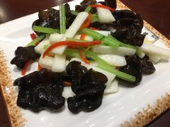 香芹木耳炒山药-津菜宋记老房子(鼓楼店)