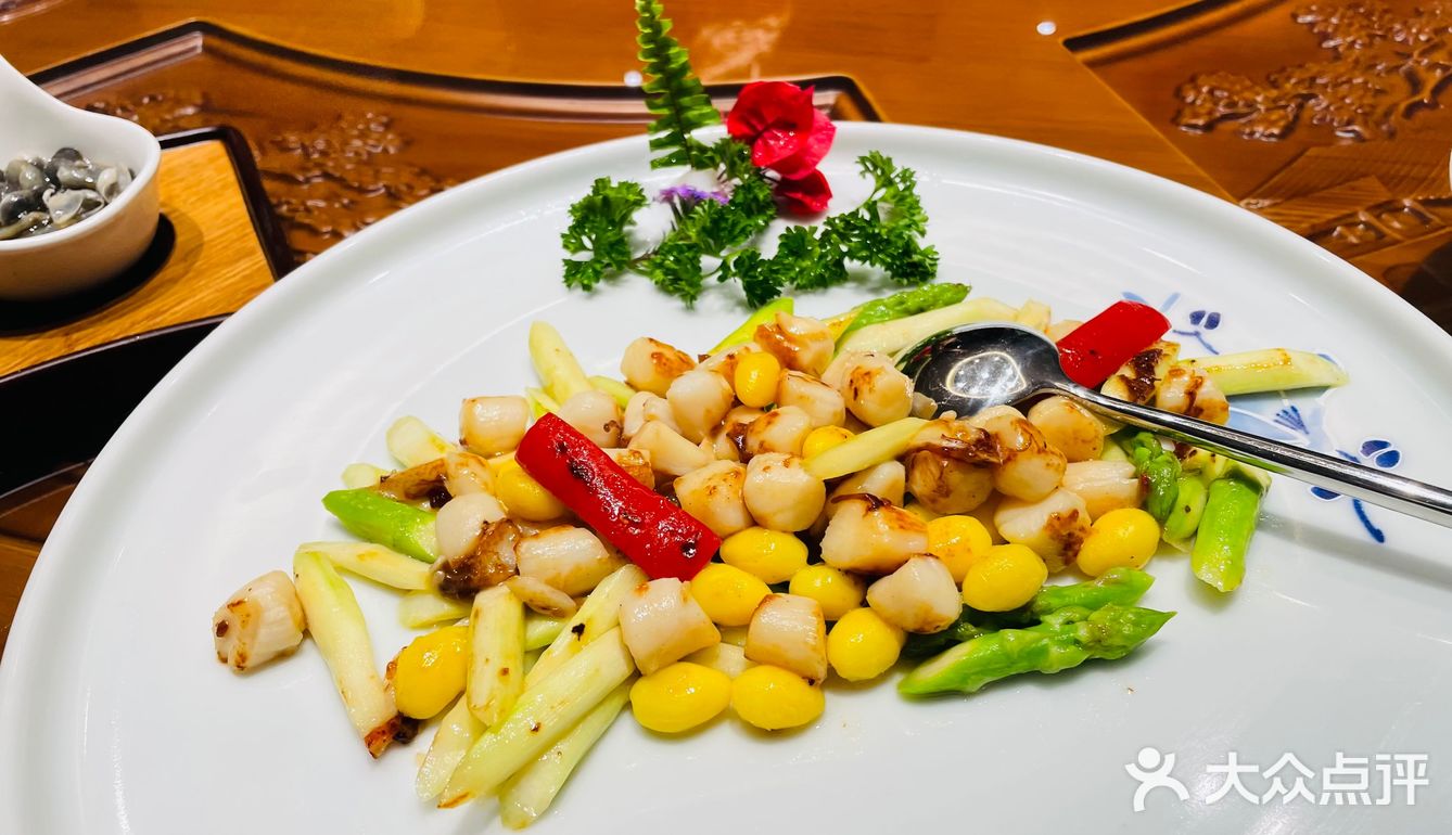 美好的同事聚会尽在红晏轩