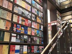 -钟书阁(群光广场店)
