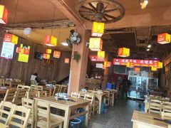 -阿婆情腊排骨火锅(金虹路店)